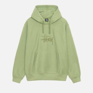 Why Everyone Loves the Stussy Hoodie